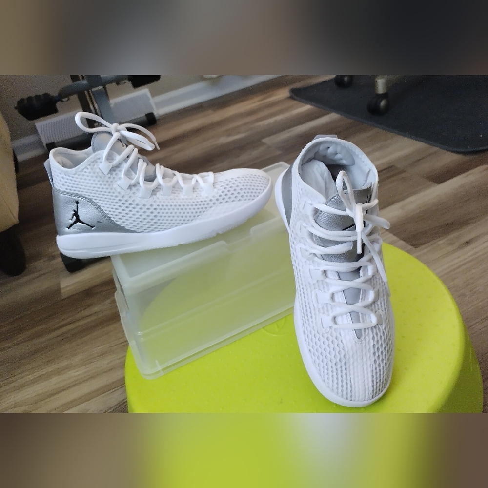 Jordan Reveals